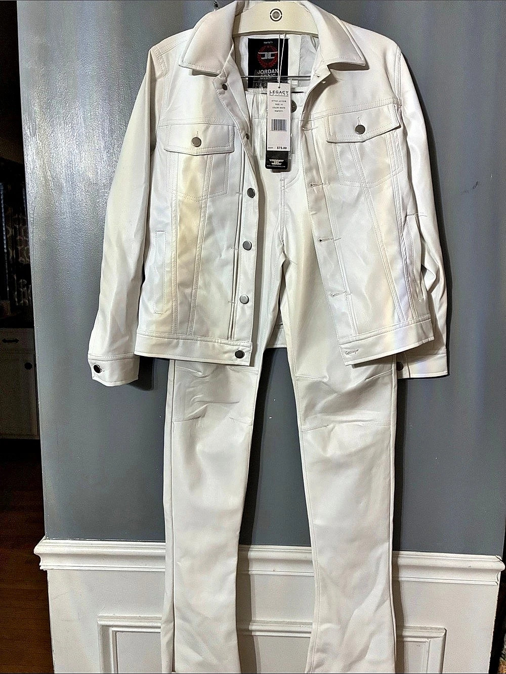 Jordan Legacy White Faux Leather Set Size 14 NWT